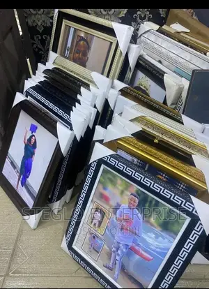 Quality Picture Frame Set