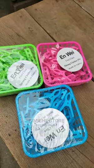 Souvenirs ( Pegs)/Per Dozen