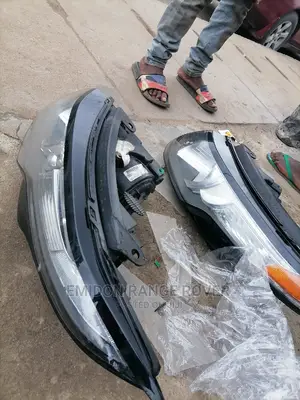 RANGE ROVER Evoque 2012 Head Lamp