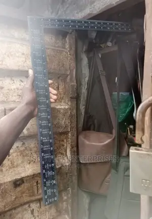 90 Degree Angle Iron