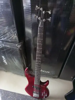 PROSOUND 4 Strings Bass Guitar