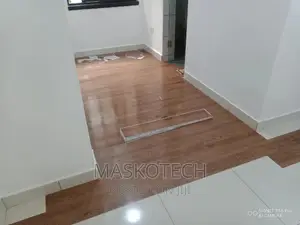 Wooden Floor and Vinyl Installation