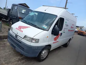 Peugeot Boxer 2005 White