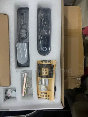 Tuya Fingerprint Intelligent Camera Face Smart Door Lock