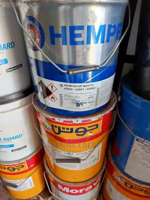 HEMPADUR MASTIC Marine Paint