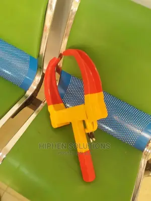 Adjustable Vehicle Tire Clamp
