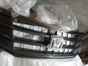 Front Grille Crosstoure 2010