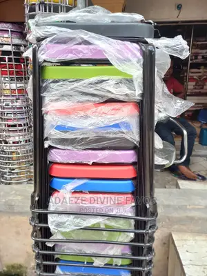 Strong Plastic Rubber Stools With Iron Legs