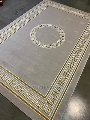 ,7x10fts Gold and Beige Vip Center Rug