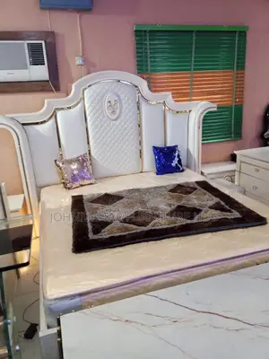 Italian Unique Royal Bed With Dressing Mirror