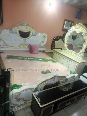 Italian Unique Royal Bed With Dressing Mirror