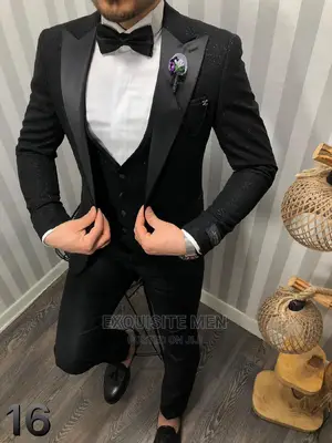 Tuxedo Quality Men's Suit Wears