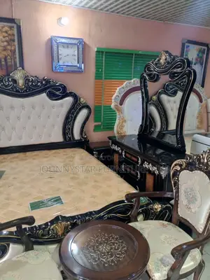 Unique Royal Bed