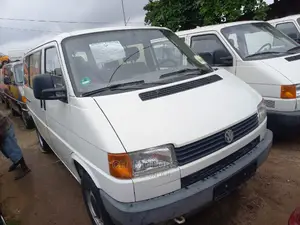 Volkswagen Transporter 2005 White