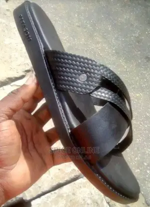 Vvip: Classic Handmade Leather Slippers