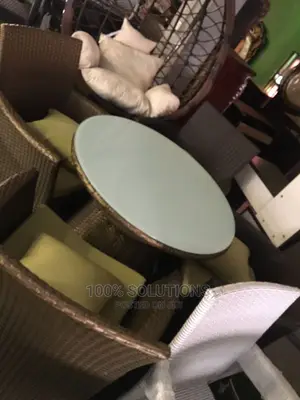 Standard Waving Bar or Hotel Chair for Your Comfort