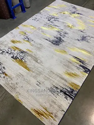 8×11fts Cream and Blue Turkey Center Rug(7x10,5×7,4x6)